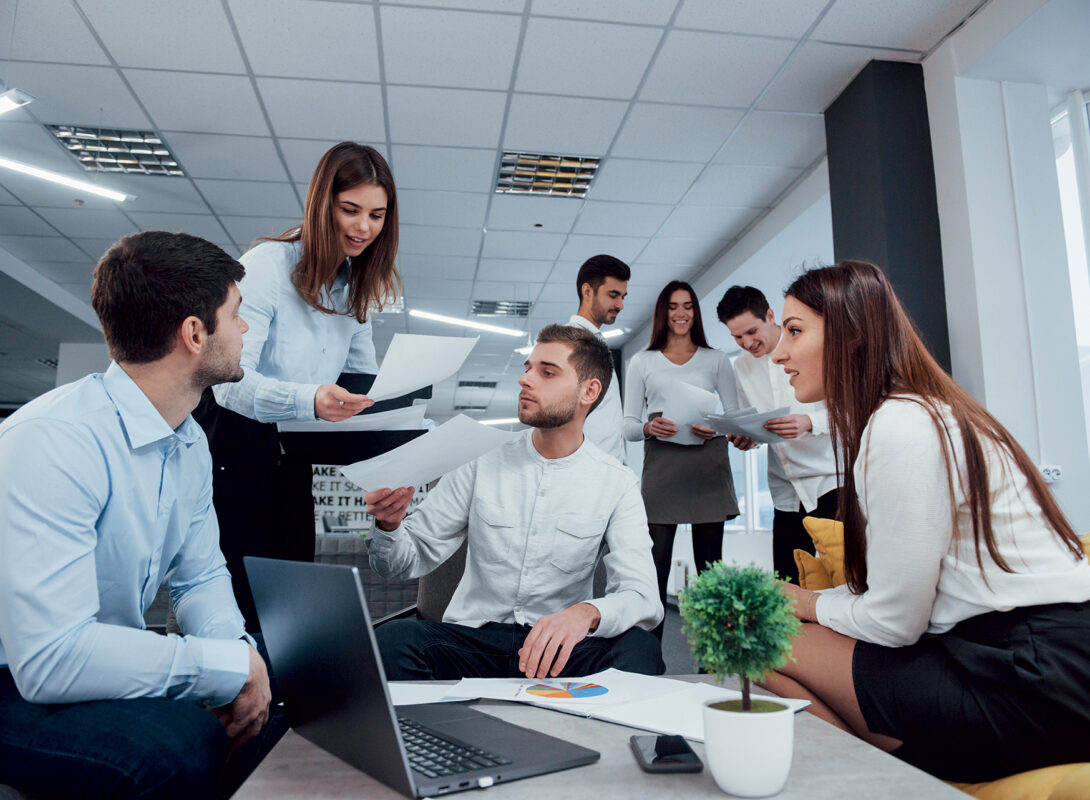 working-fun-atmosphere-group-young